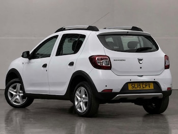 Used Dacia Sandero Stepway 2015 for sale - 79187276: Photo