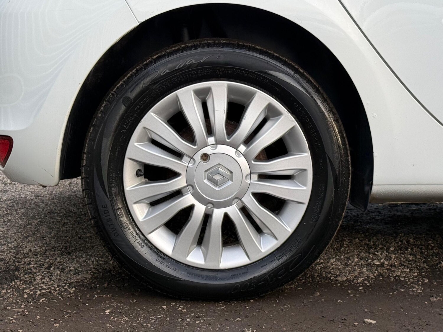 Used Renault Clio for sale - 77586956: Photo 34