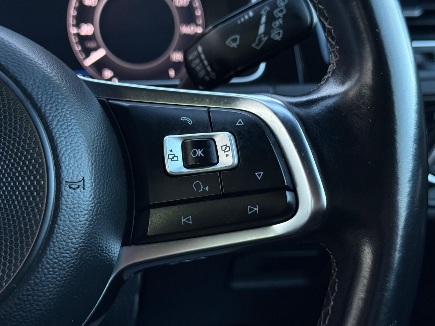 Used Volkswagen Golf 2017 for sale - 77852935: Photo 31