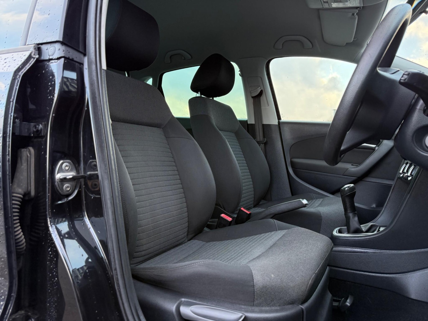 Used Volkswagen Polo 2012 for sale - 77882266: Photo 15