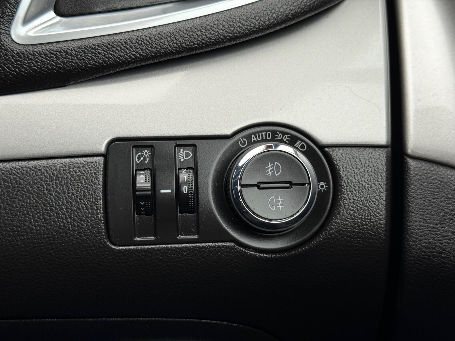 Used Vauxhall Mokka 2016 for sale - 76681964: Photo 31