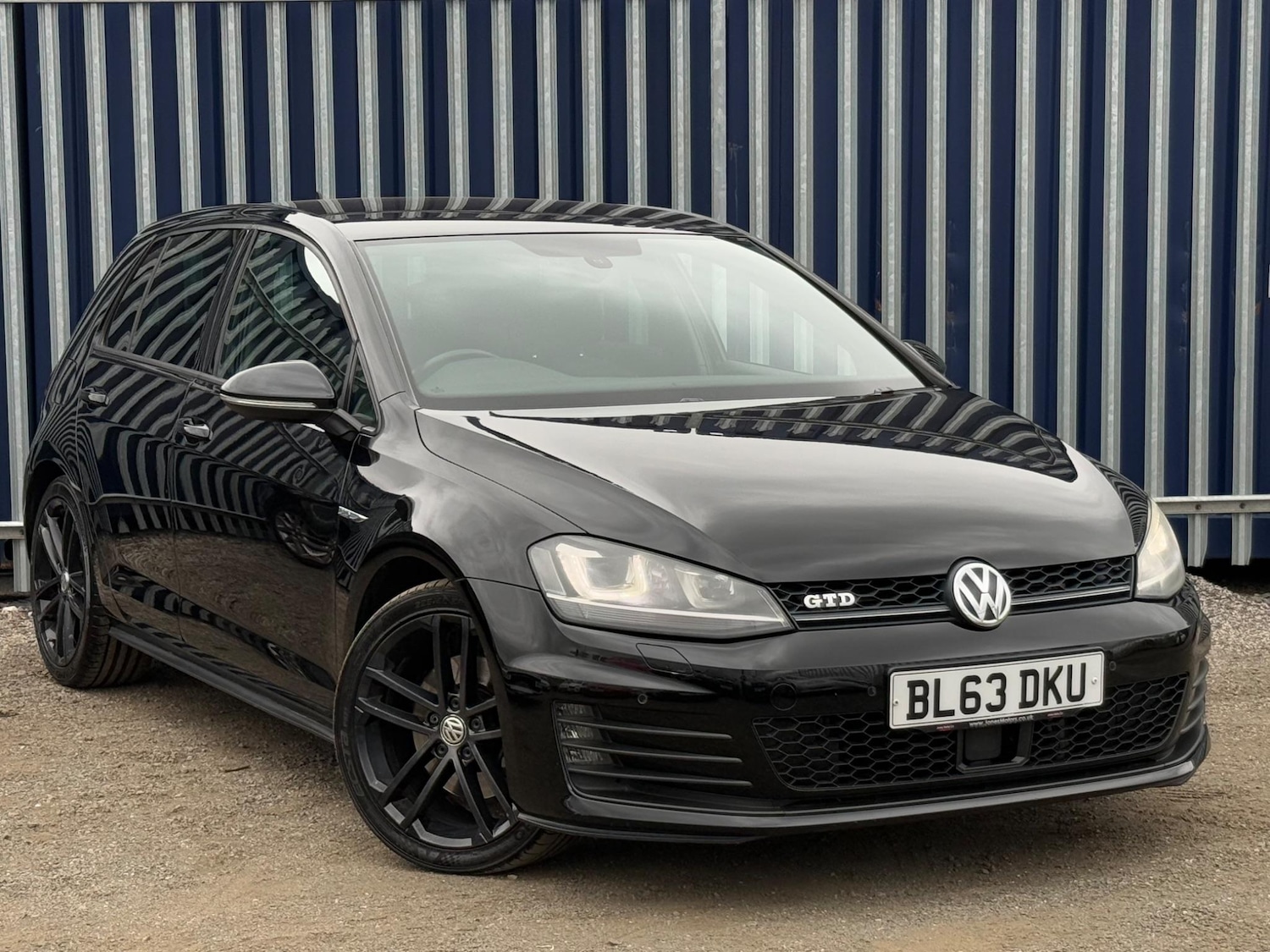 Used Volkswagen Golf 2014 for sale - 76681963: Photo 1