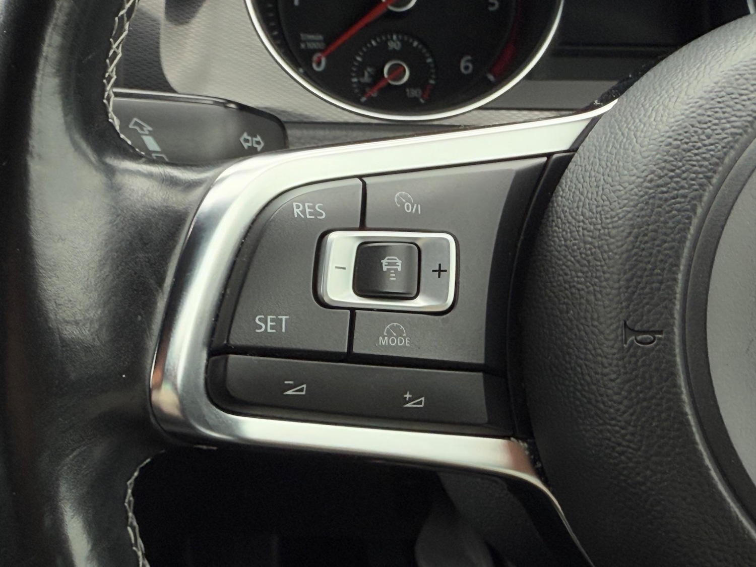 Used Volkswagen Golf 2014 for sale - 76681963: Photo 24