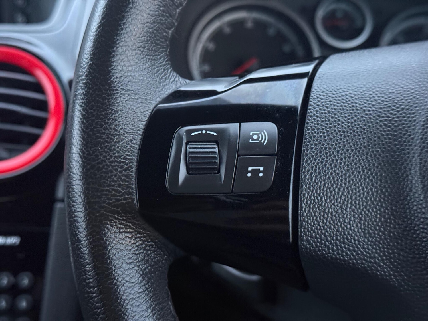 Used Vauxhall Corsa 2013 for sale - 76681961: Photo 21