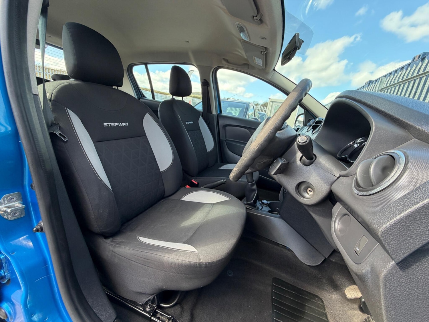 Used Dacia Sandero Stepway 2015 for sale - 78205252: Photo 13