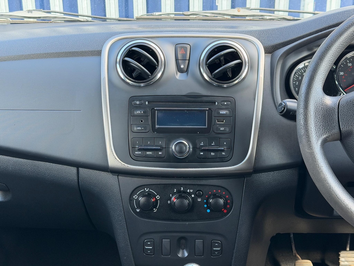 Used Dacia Sandero Stepway 2015 for sale - 78205252: Photo 18