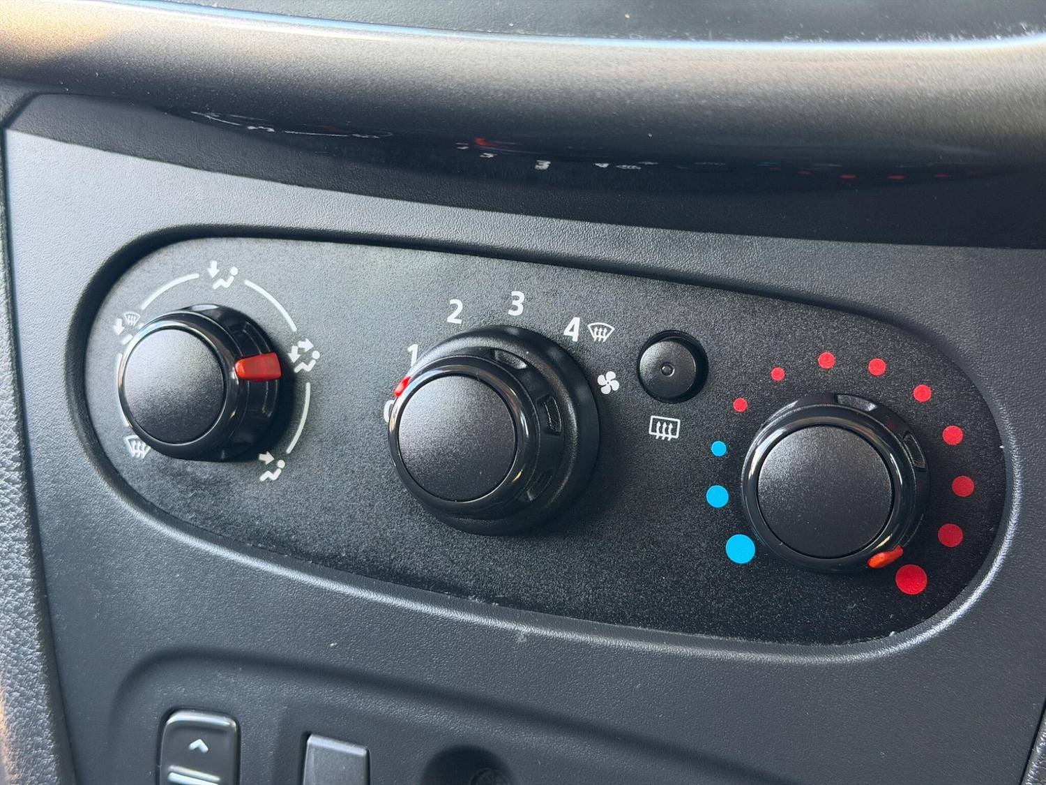 Used Dacia Sandero Stepway 2015 for sale - 78205252: Photo 21