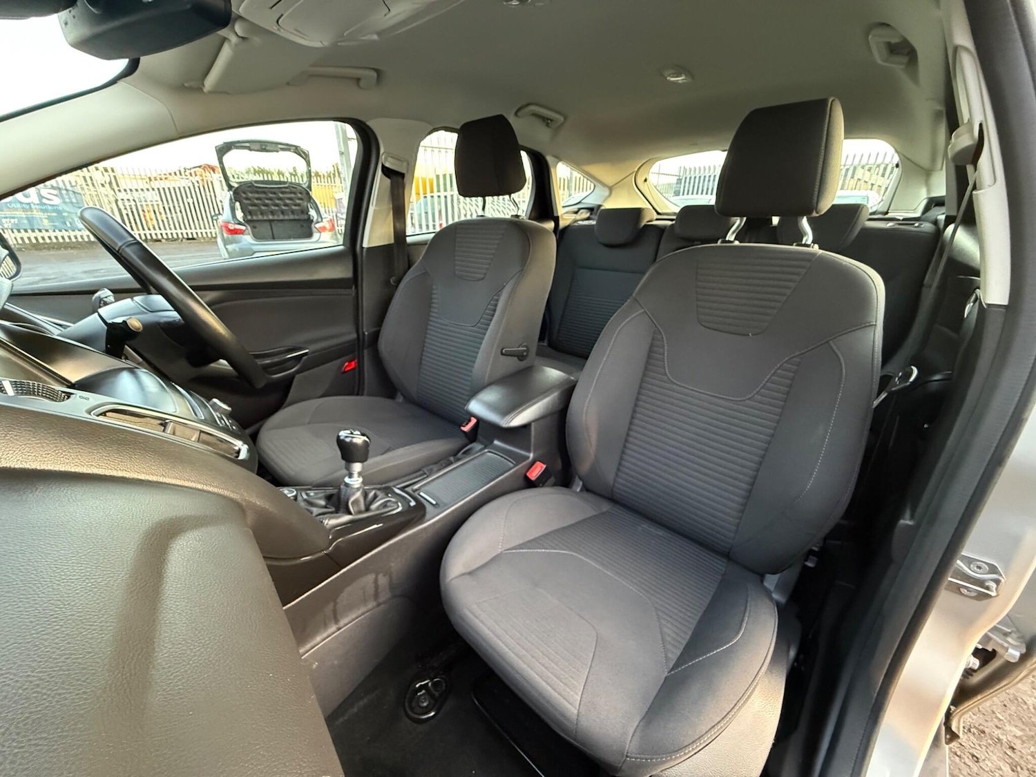 Used Ford Focus for sale - 77586404: Photo 14