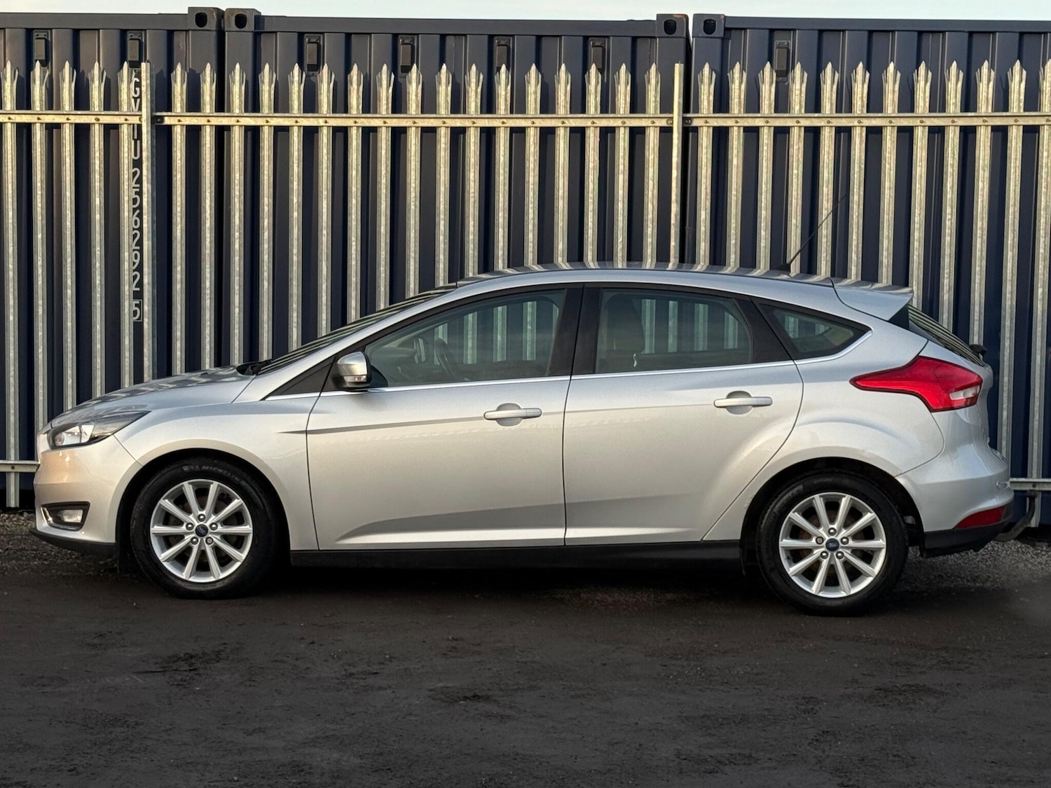 Used Ford Focus for sale - 77586404: Photo 9