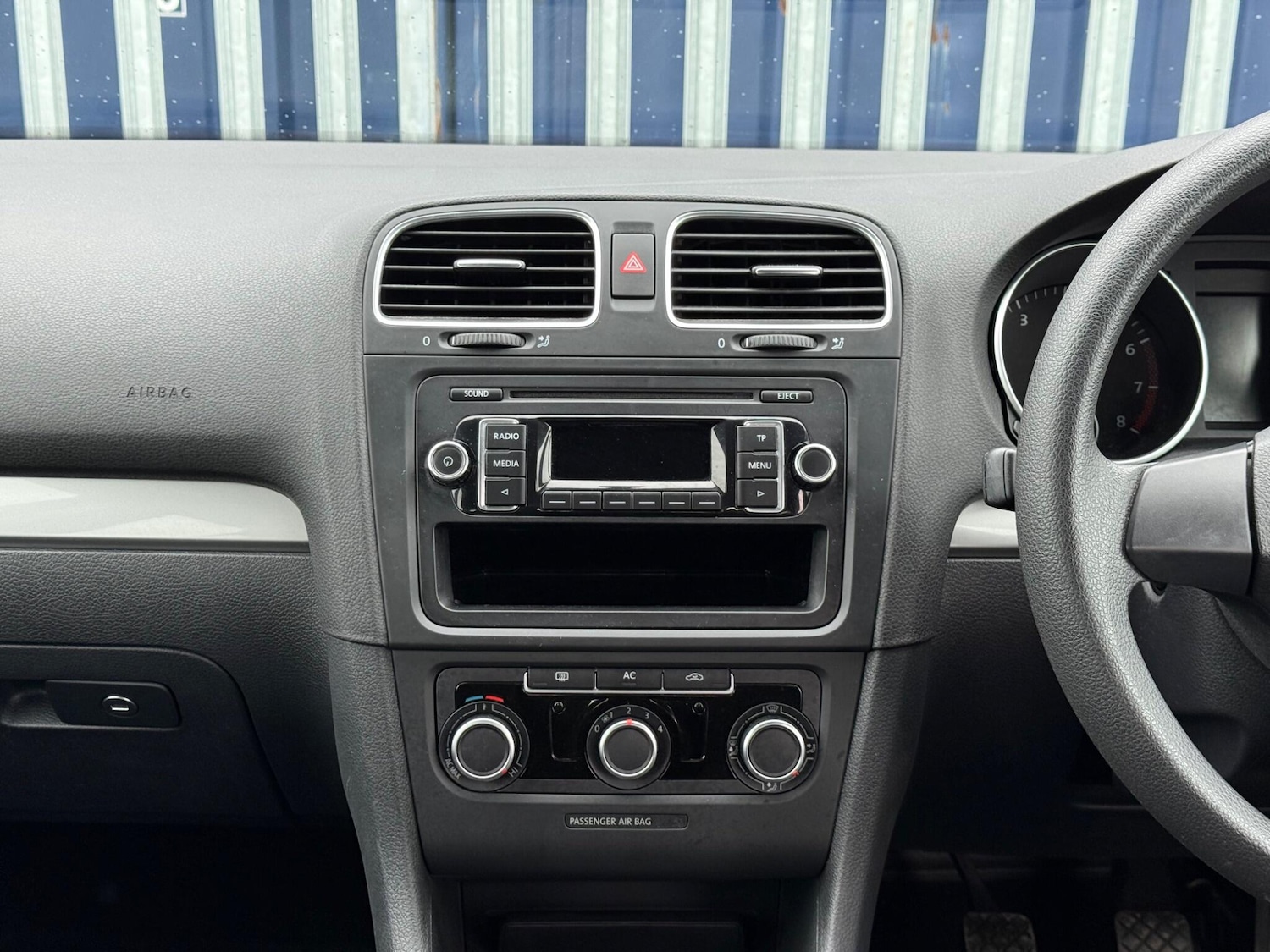 Used Volkswagen Golf 2012 for sale - 76759685: Photo 17