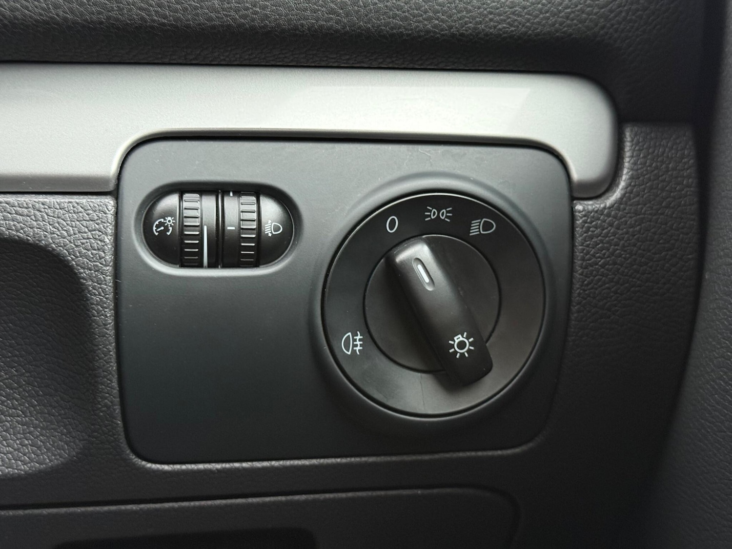 Used Volkswagen Golf 2012 for sale - 76759685: Photo 23