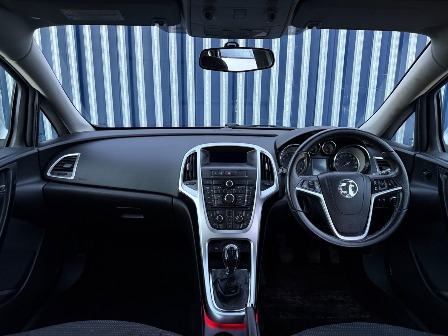 Used Vauxhall Astra for sale - 77242810: Photo 16