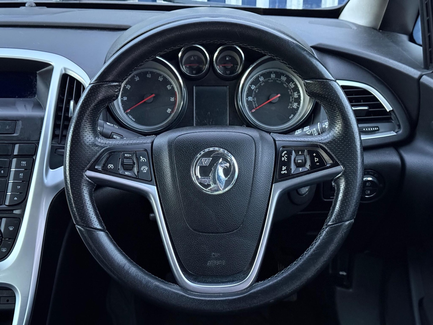 Used Vauxhall Astra for sale - 77242810: Photo 18