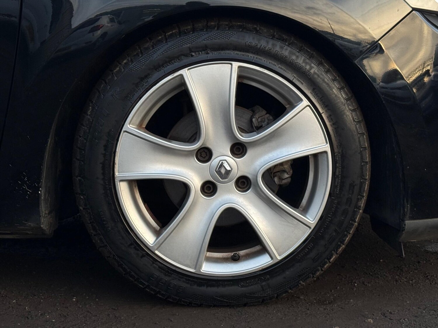 Used Renault Clio for sale - 77585662: Photo 12