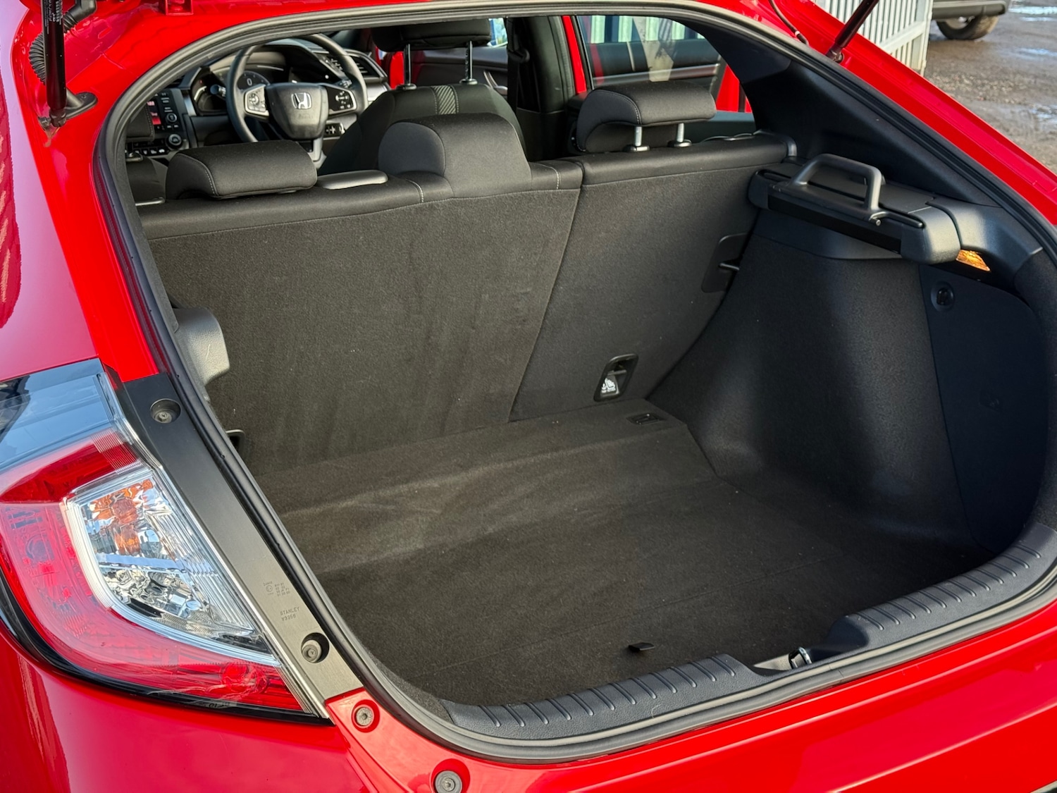 Used Honda Civic 2020 for sale - 76591627: Photo 36