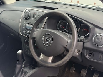 Used Dacia Sandero Stepway 2014 for sale - 79257763: Photo