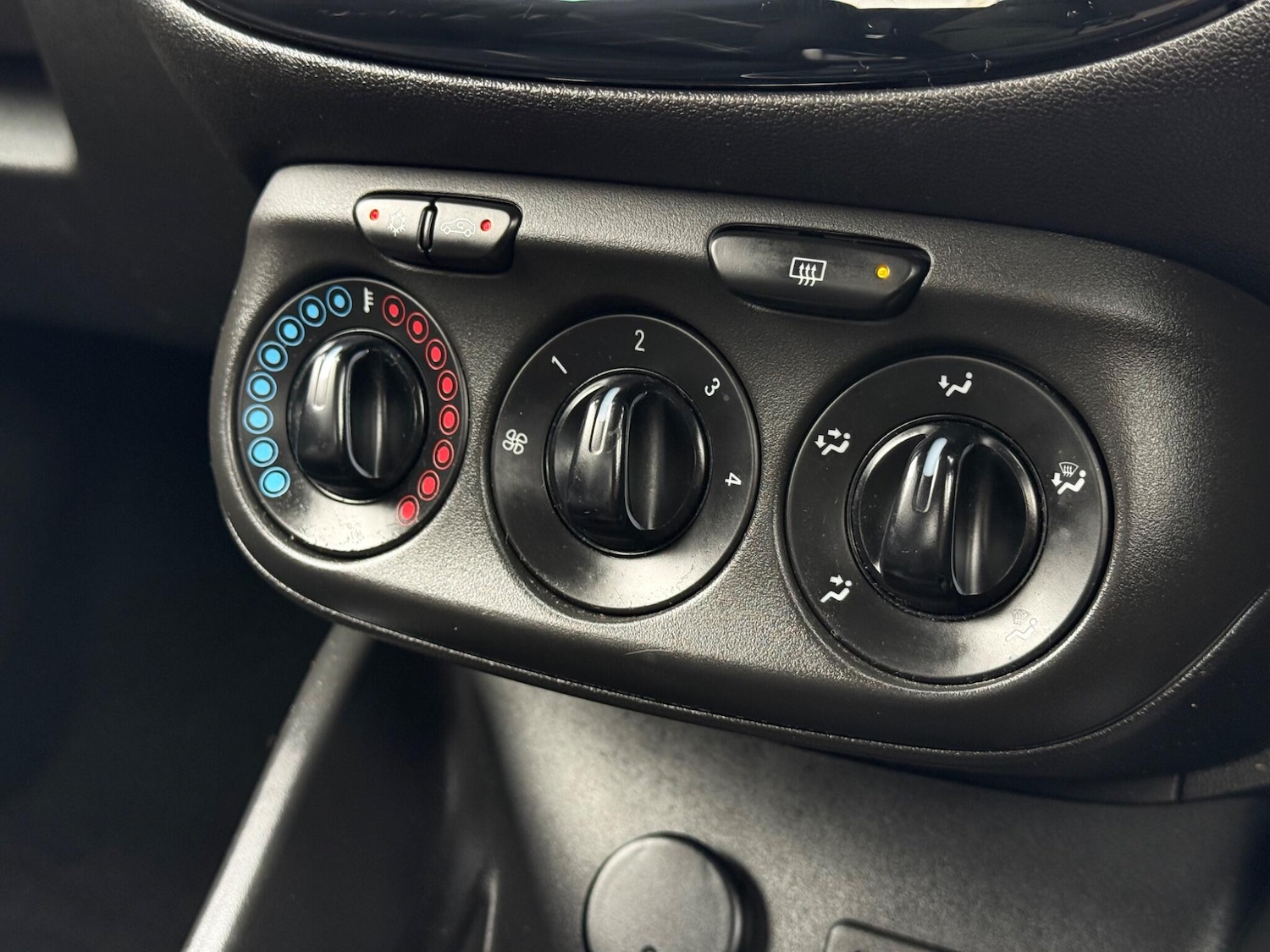 Used Vauxhall Corsa for sale - 77695660: Photo 19