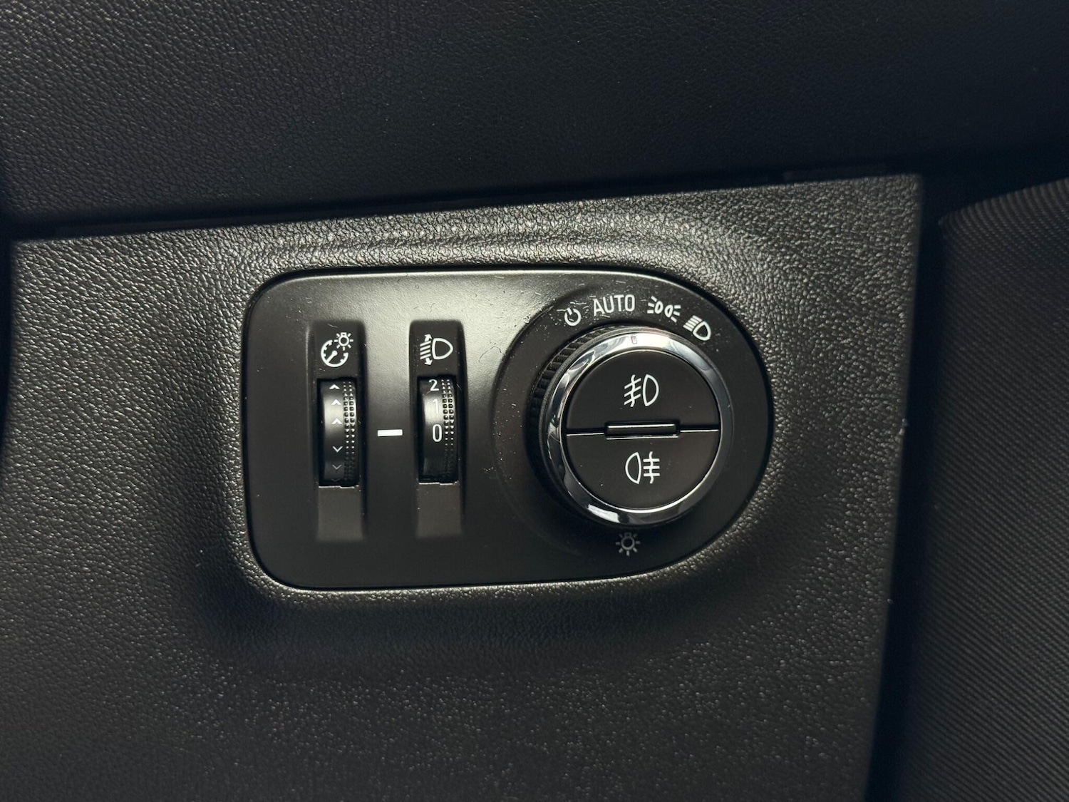 Used Vauxhall Corsa for sale - 77695660: Photo 27