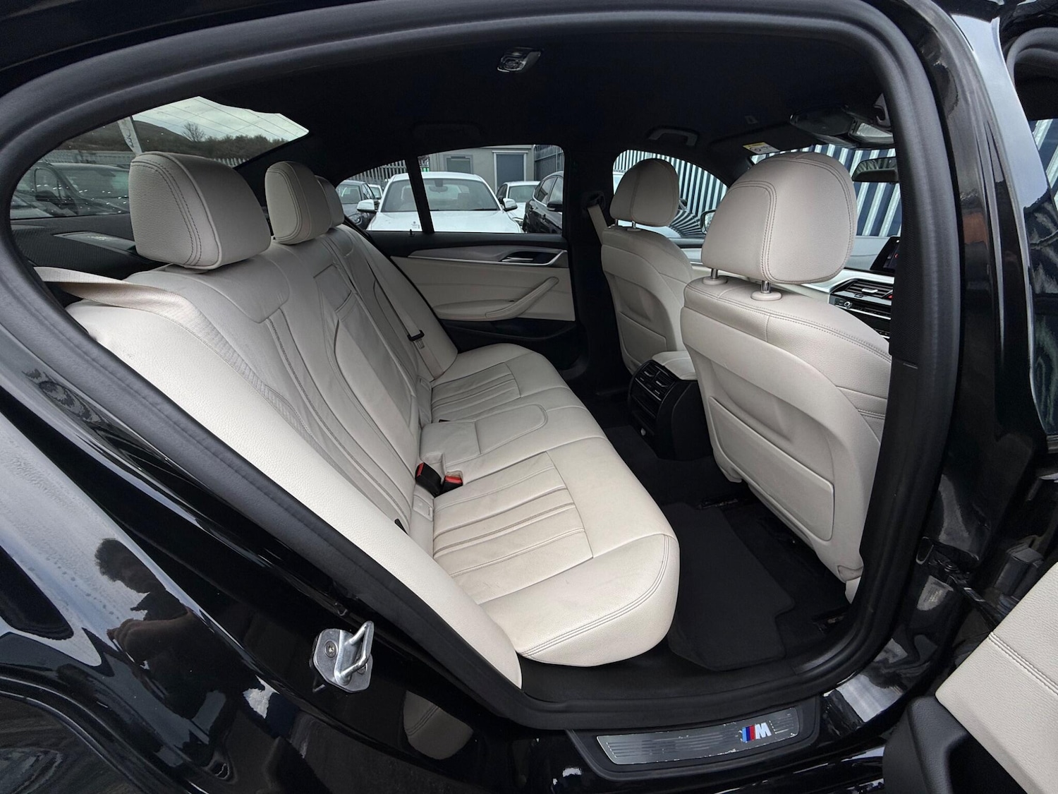 Used BMW 5 Series 2019 for sale - 76990522: Photo 42