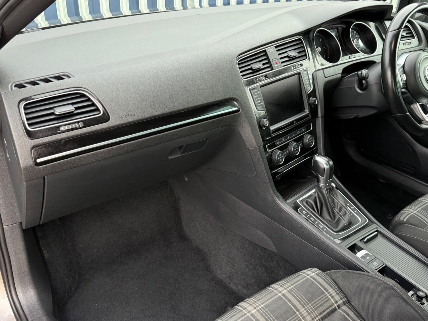 Used Volkswagen Golf 2016 for sale - 77784537: Photo 13