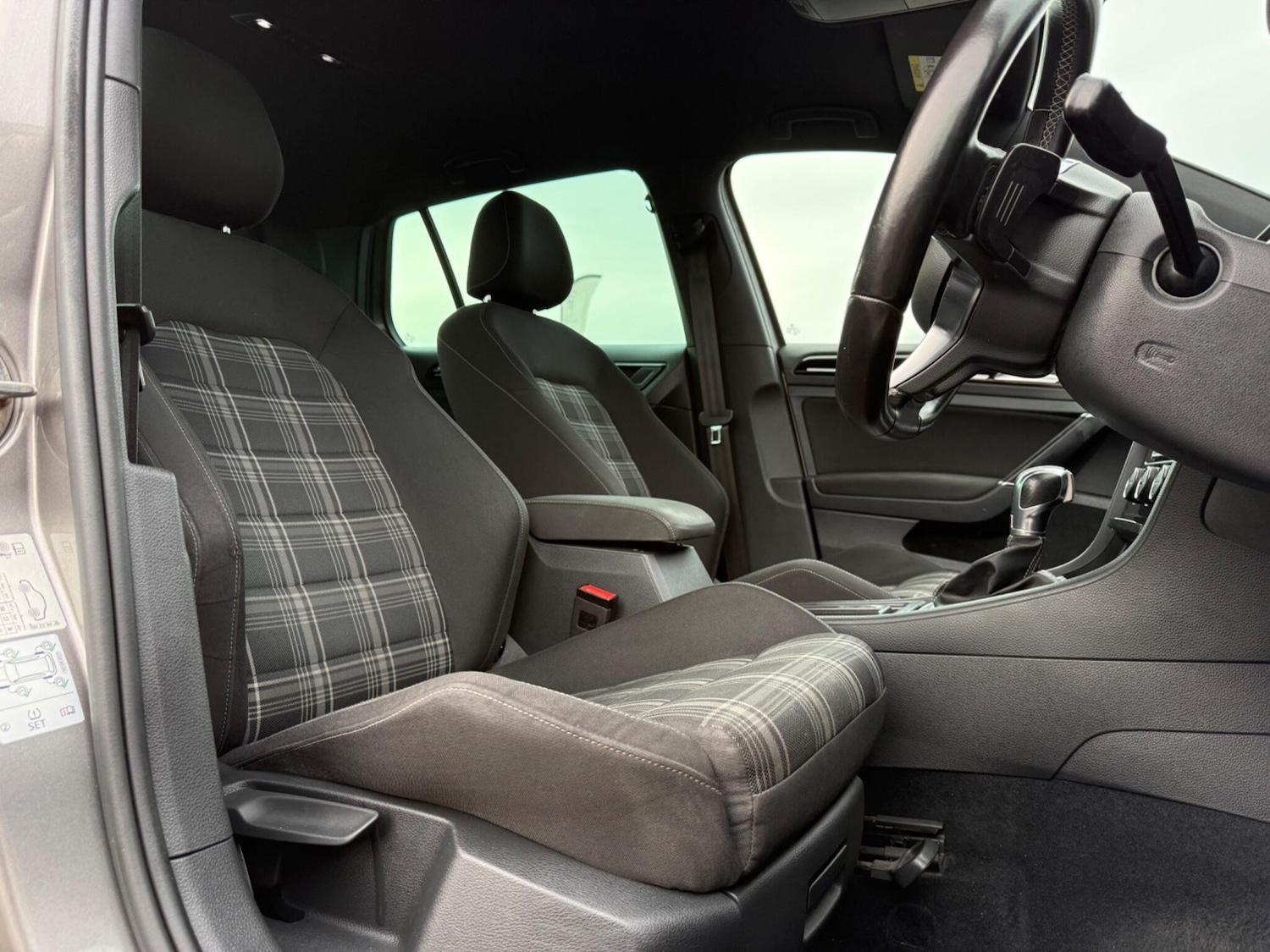 Used Volkswagen Golf 2016 for sale - 77784537: Photo 15