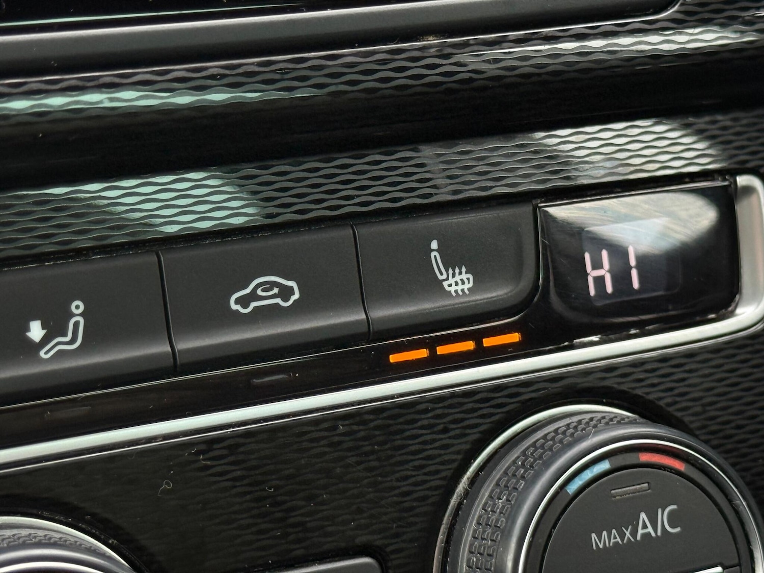 Used Volkswagen Golf 2016 for sale - 77784537: Photo 27