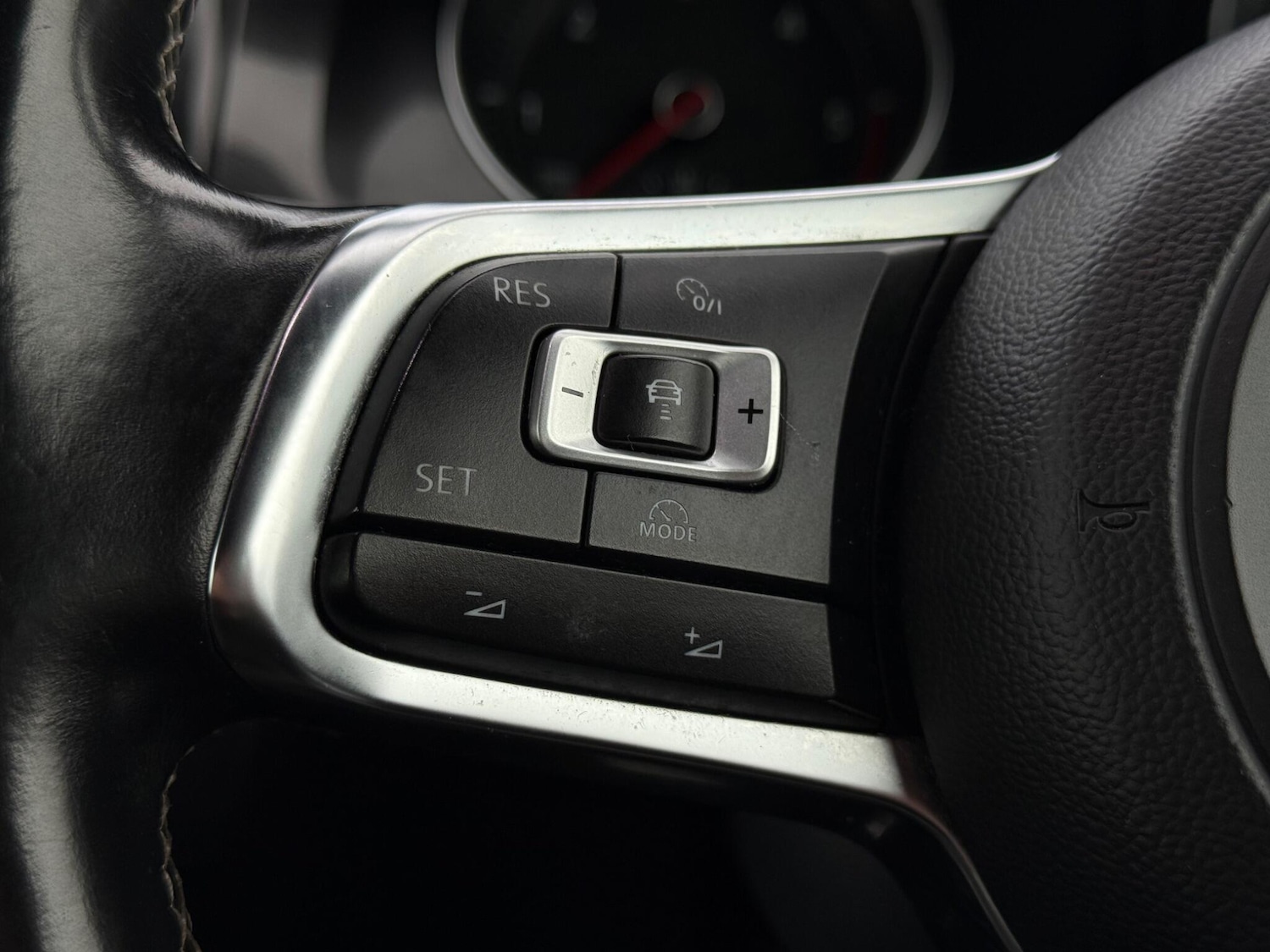 Used Volkswagen Golf 2016 for sale - 77784537: Photo 36