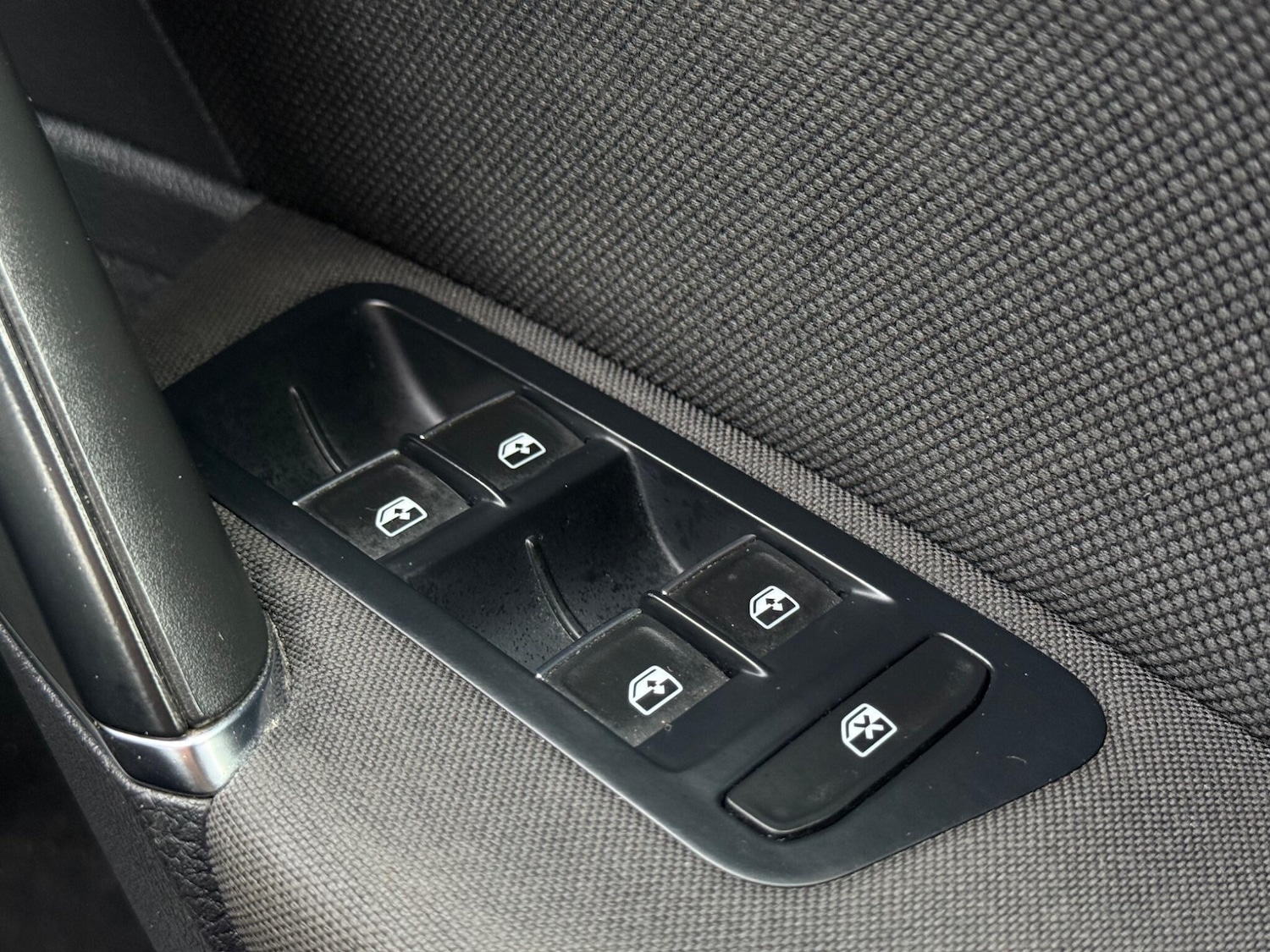 Used Volkswagen Golf 2016 for sale - 77784537: Photo 38