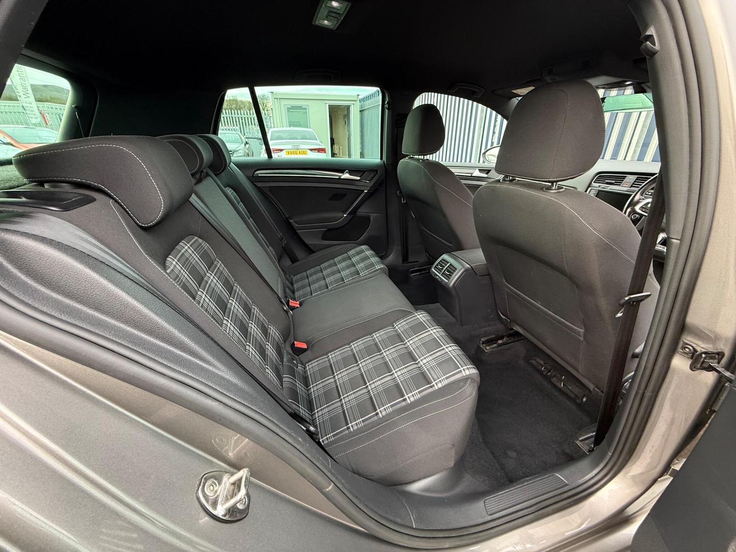 Used Volkswagen Golf 2016 for sale - 77784537: Photo 45