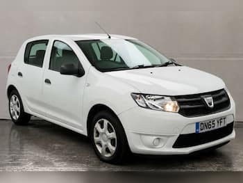 Used Dacia Sandero 2015 for sale - 79546556: Photo