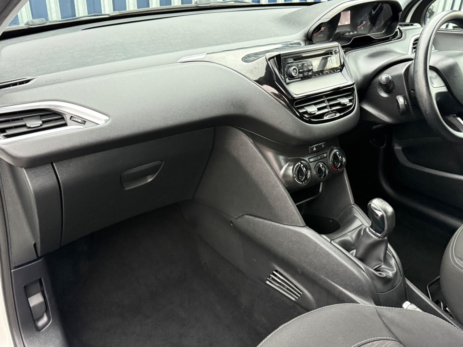 Used Peugeot 208 for sale - 77484590: Photo 13