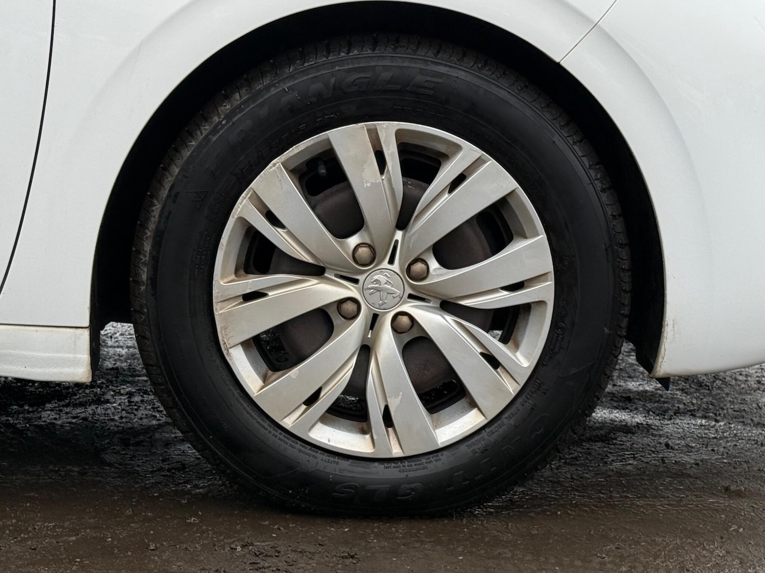 Used Peugeot 208 for sale - 77484590: Photo 34