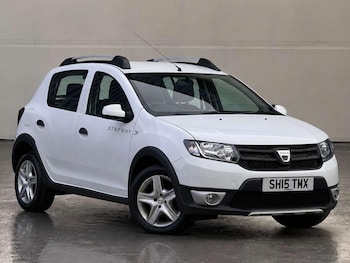 Used Dacia Sandero Stepway 2015 for sale - 78830449: Photo