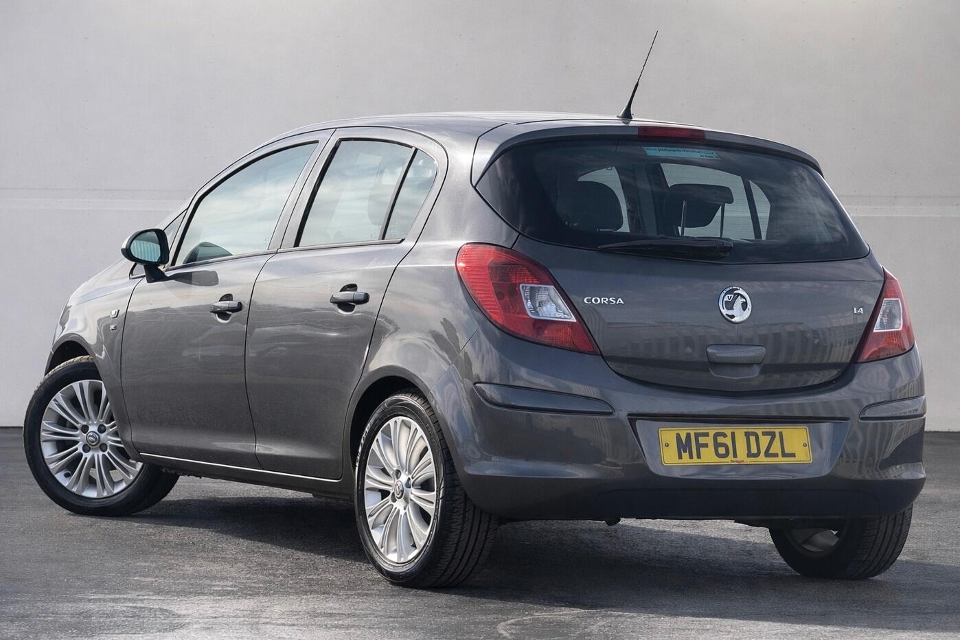 Used Vauxhall Corsa for sale - 78148347: Photo 2