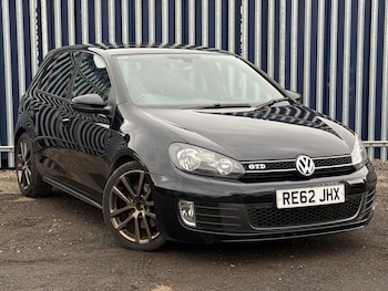 Volkswagen - Golf
