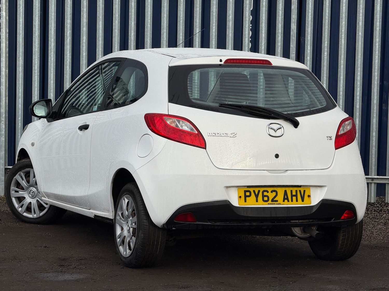 Used Mazda Mazda2 2012 for sale - 77237813: Photo 2