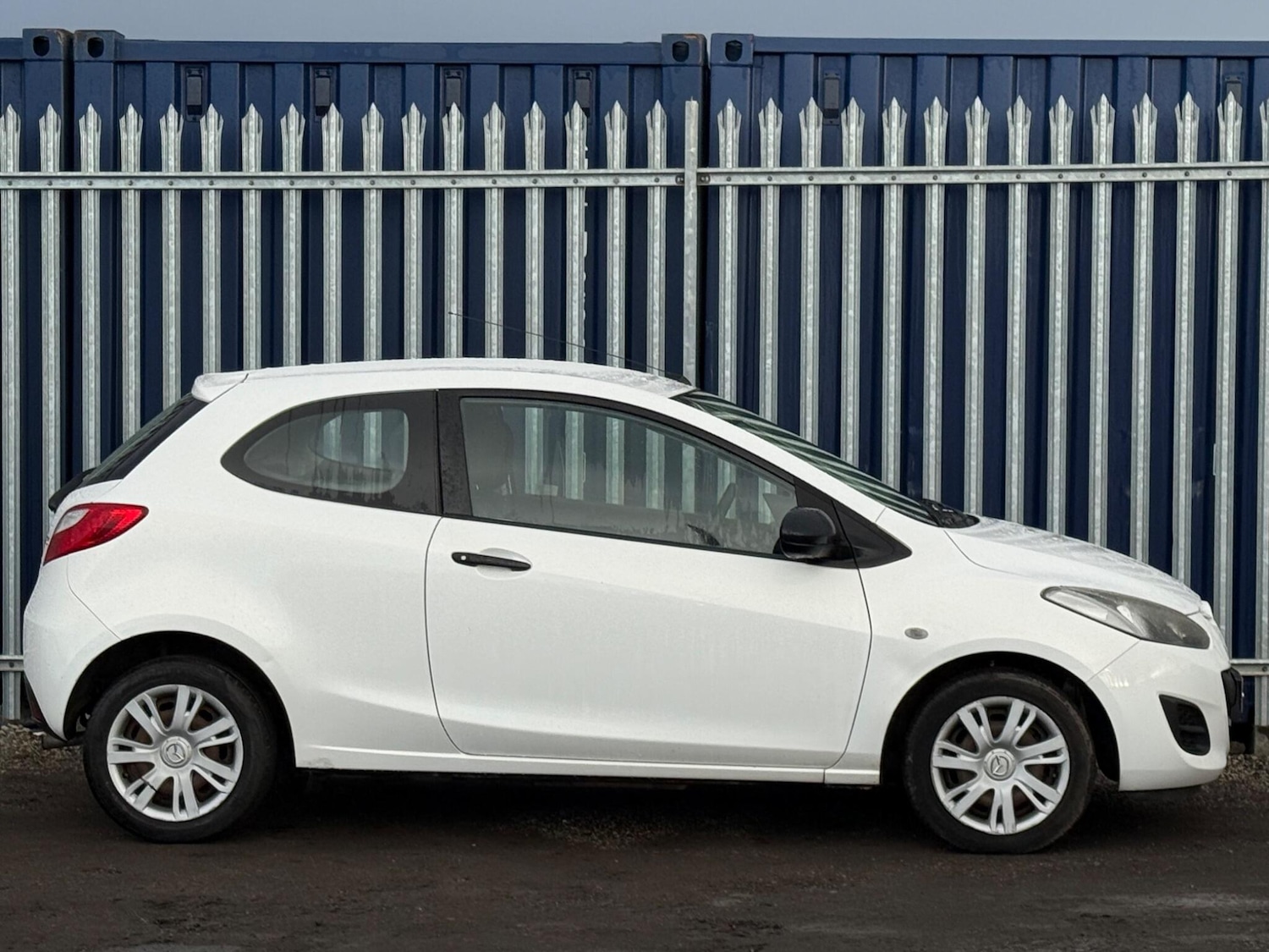Used Mazda Mazda2 2012 for sale - 77237813: Photo 6