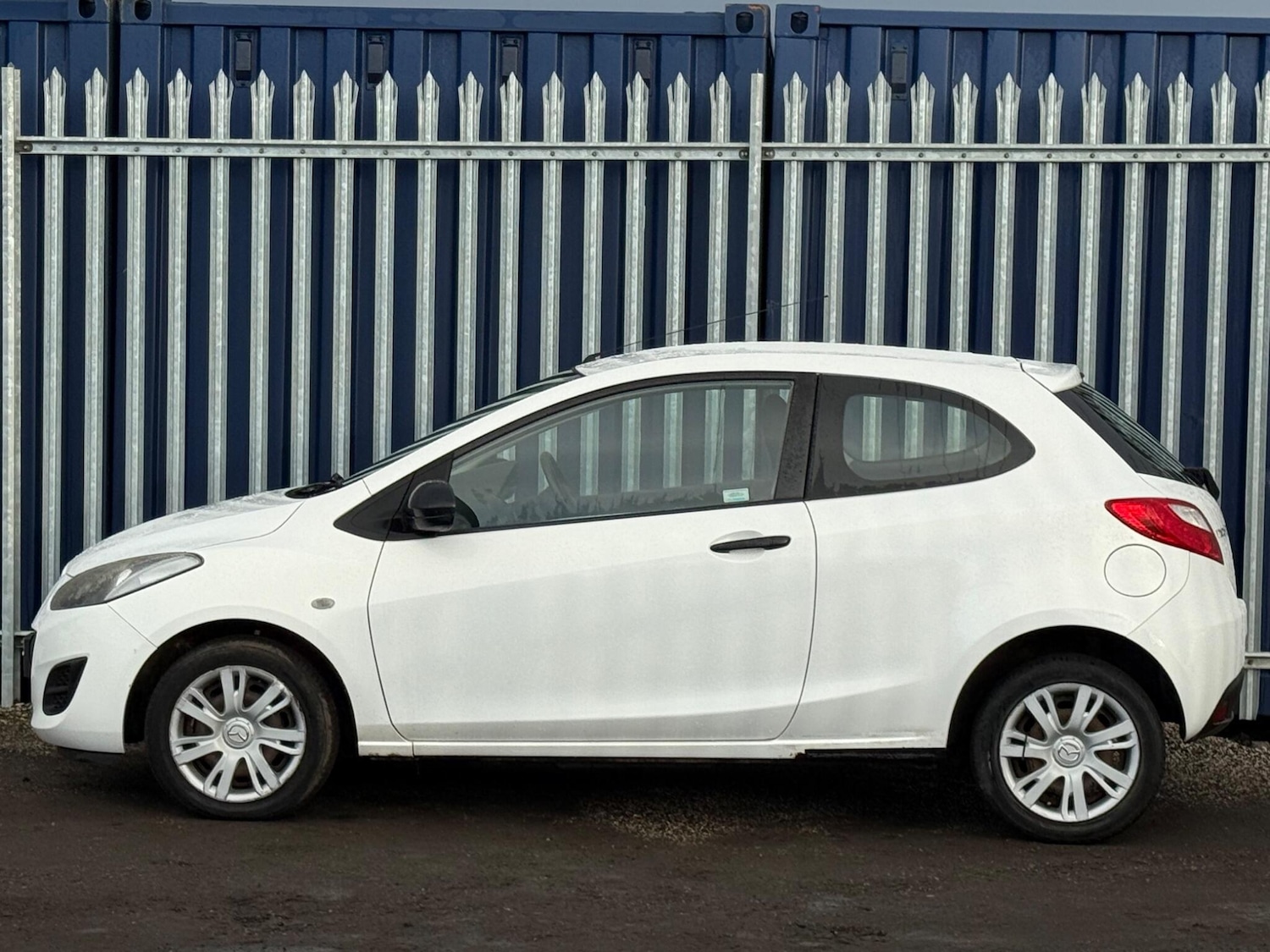 Used Mazda Mazda2 2012 for sale - 77237813: Photo 9