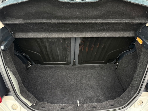 Used Ford Ka 2010 for sale - 76177688: Photo 28