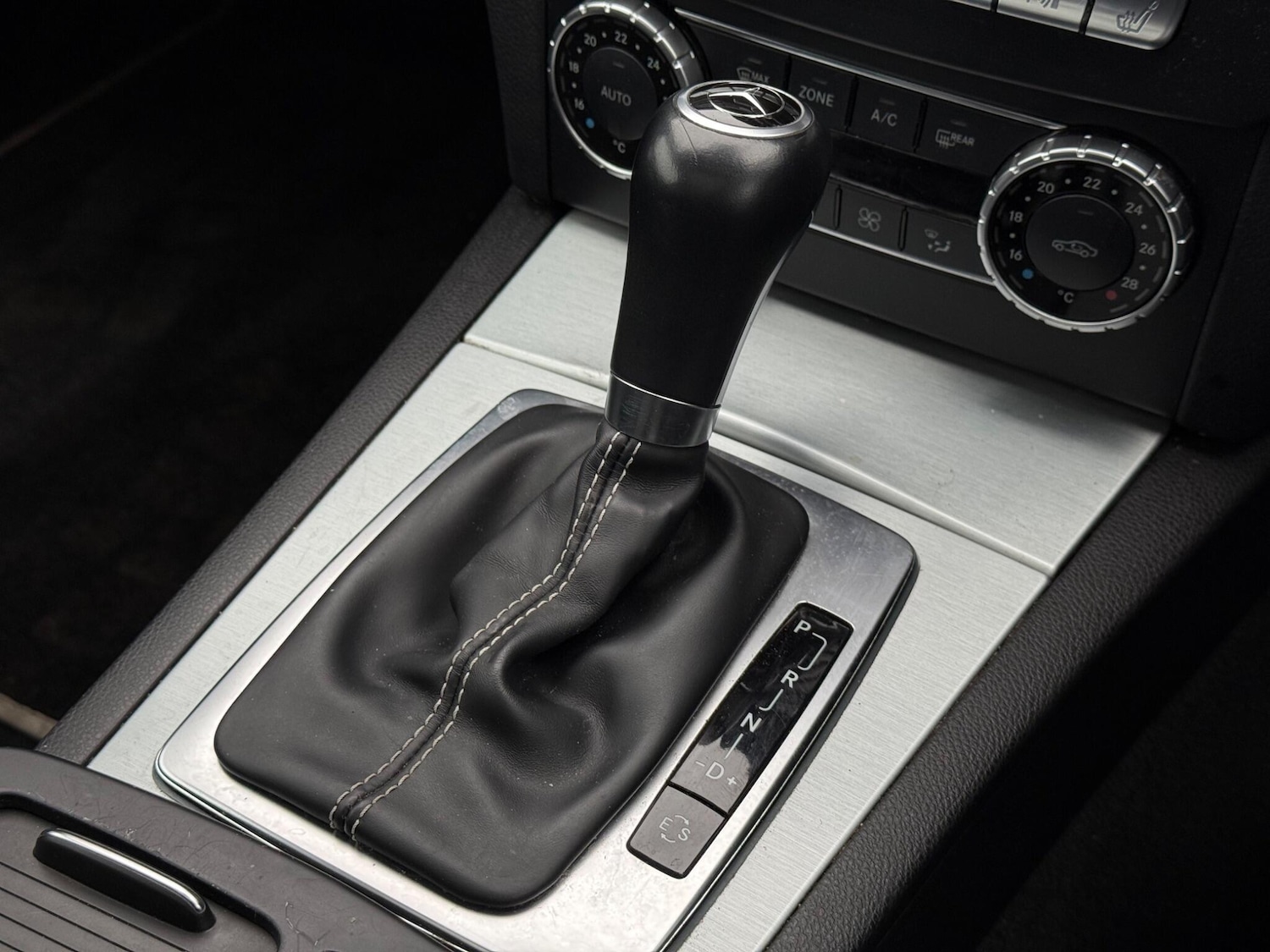 Used Mercedes-Benz C Class 2014 for sale - 77029336: Photo 20