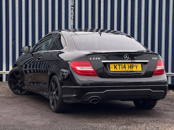 Used Mercedes-Benz C Class 2014 for sale - 77029336: Photo