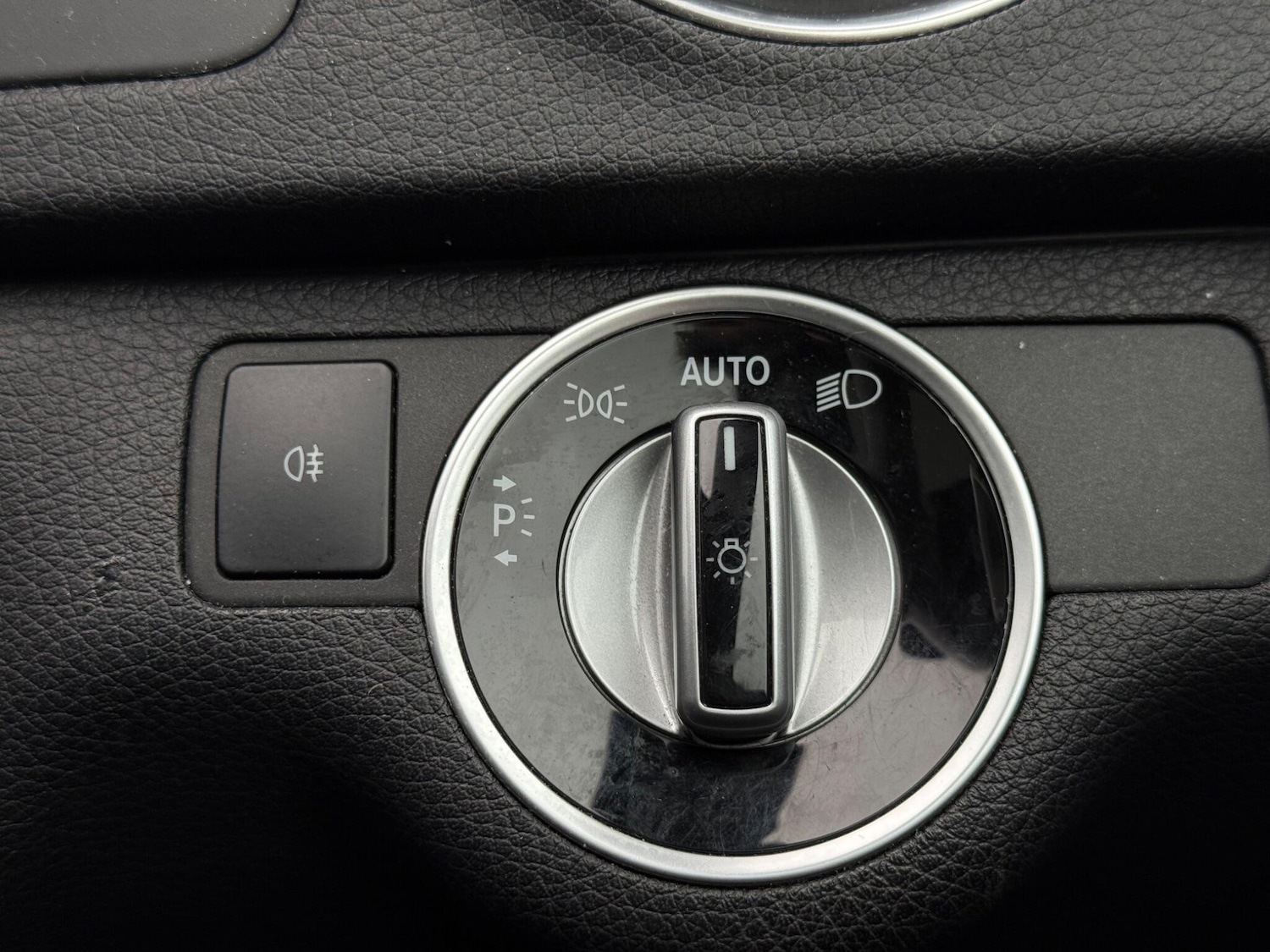 Used Mercedes-Benz C Class 2014 for sale - 77029336: Photo 33