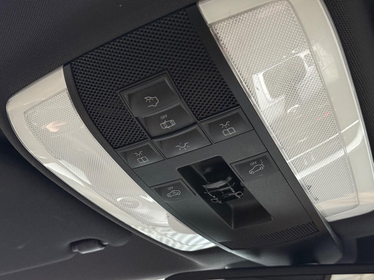 Used Mercedes-Benz C Class 2014 for sale - 77029336: Photo 38