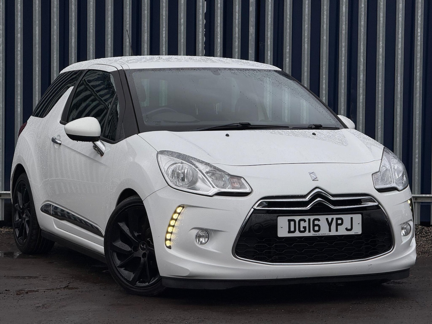 Used DS Automobiles DS 3 2016 for sale - 77454815: Photo 1