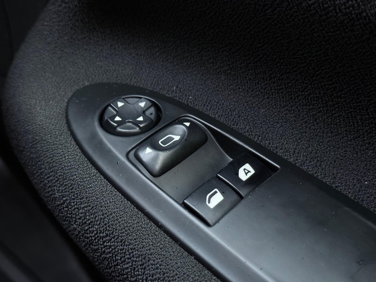 Used DS Automobiles DS 3 2016 for sale - 77454815: Photo 37