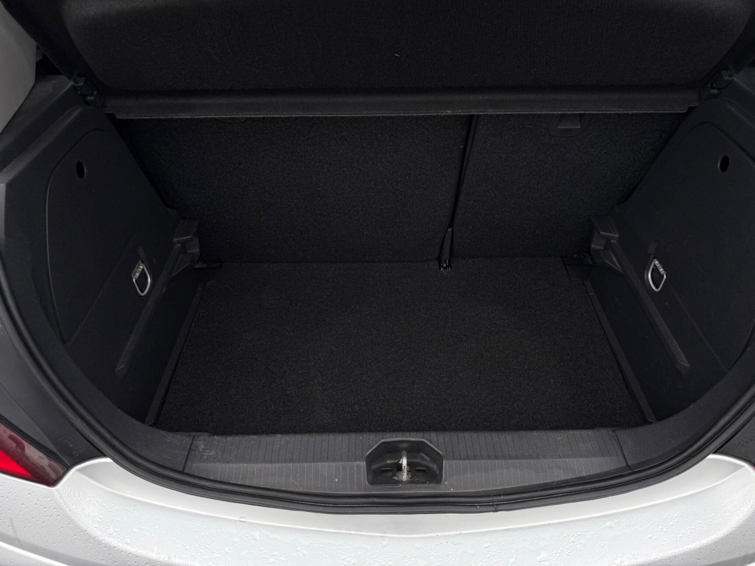 Used Vauxhall Corsa 2011 for sale - 77174611: Photo 32