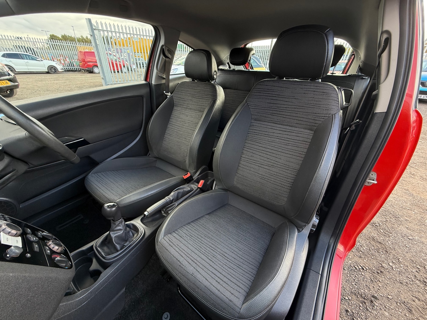Used Vauxhall Corsa 2014 for sale - 76177681: Photo 14