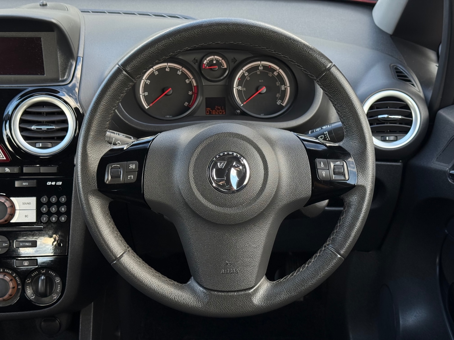 Used Vauxhall Corsa 2014 for sale - 76177681: Photo 18