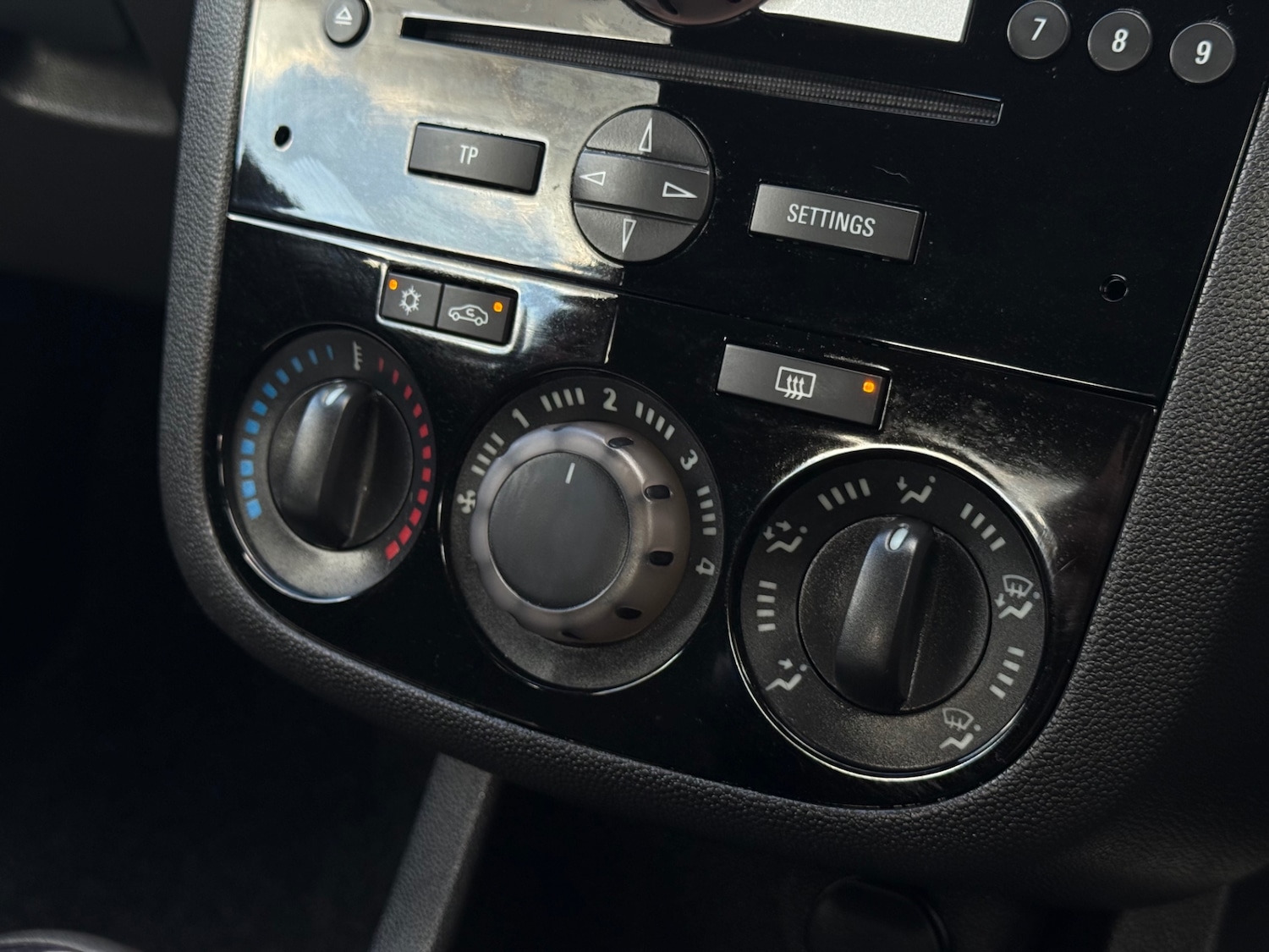 Used Vauxhall Corsa 2014 for sale - 76177681: Photo 20