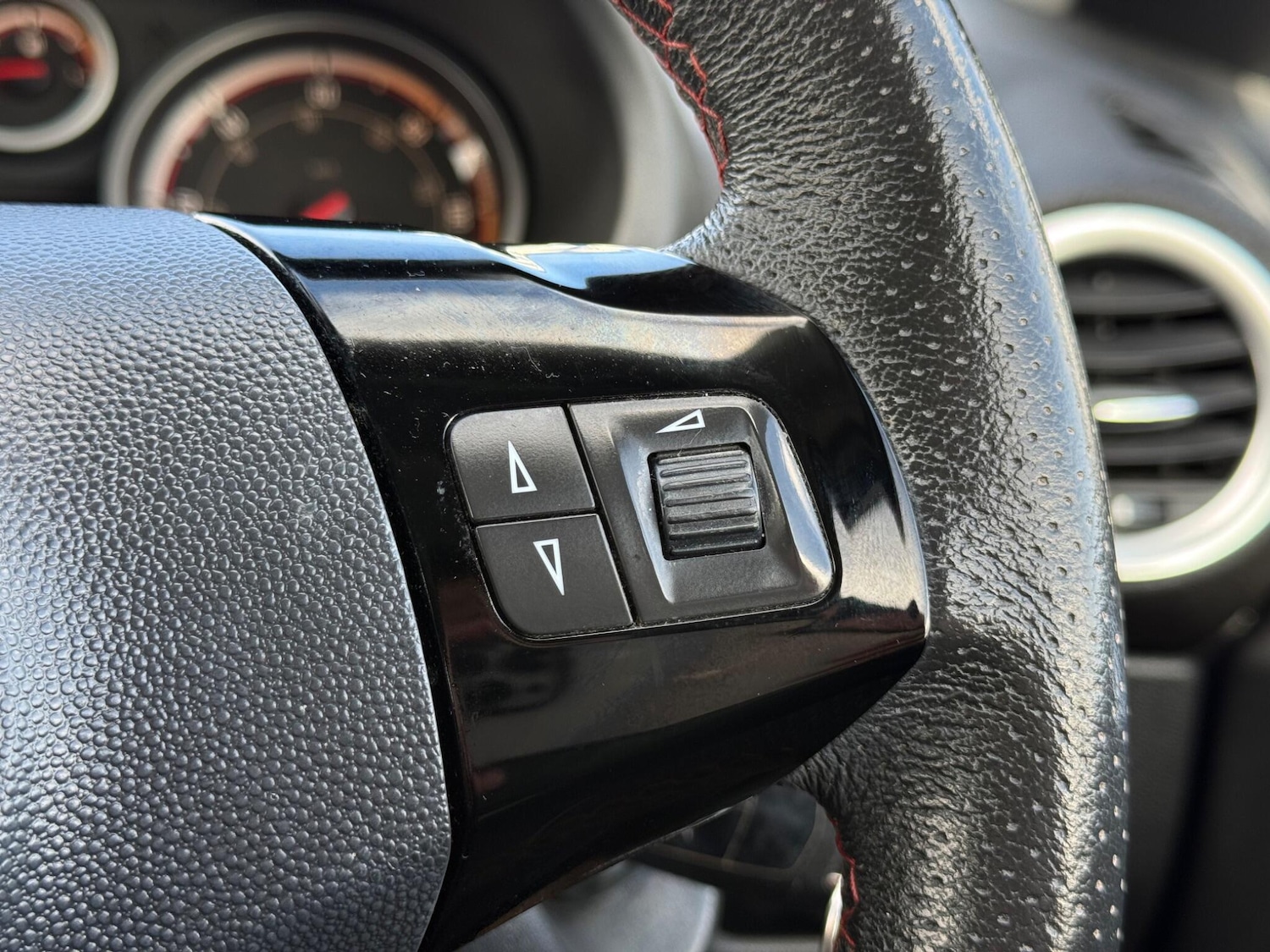 Used Vauxhall Corsa 2013 for sale - 77898578: Photo 23